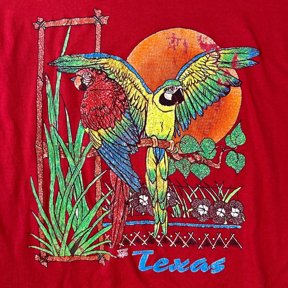 Vintage Texas T-Shirt Mens Large Red Single Stitch Made in USA Parrots - Picture 1 of 10